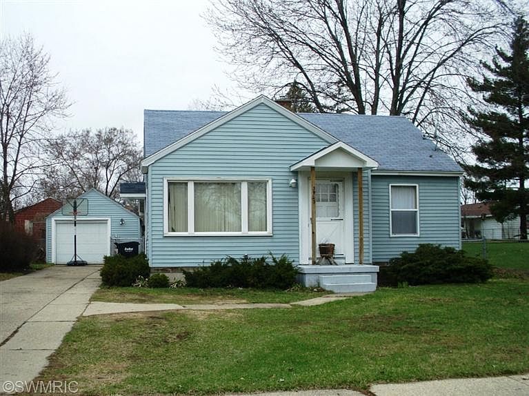 1st image of 3903 Clyde Park Ave SW