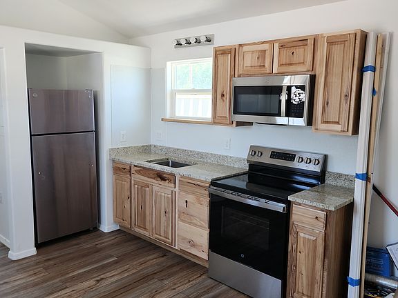 5th image of 1835 Roadrunner Ln #2