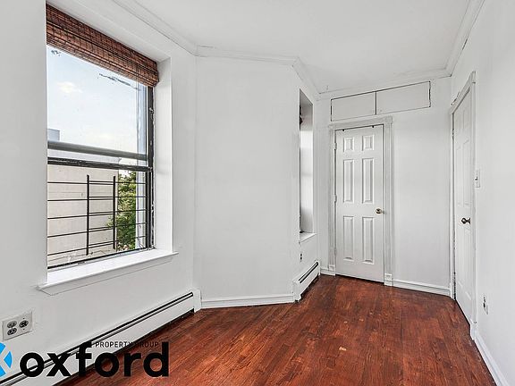 5th image of 11 Ten Eyck St APT 4A