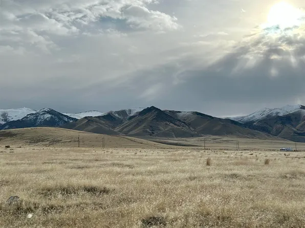 7575 Jean Way, Winnemucca, NV 89445