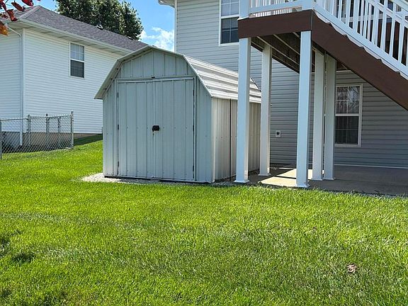 5th image of 4064 Southampton Dr