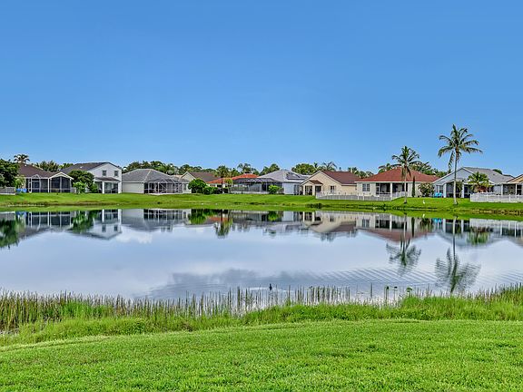 2nd image of 101 Meadowlands Drive