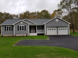 65 Richardson St, Uxbridge, MA 01569