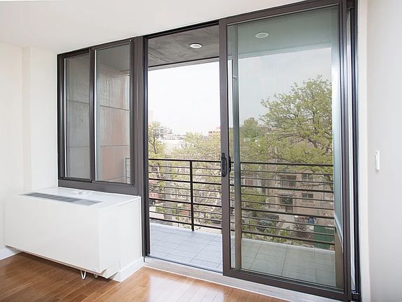 4th image of 29-14 Newtown Ave #3