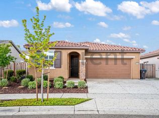 572 Delicato Dr, Lathrop, CA 95330