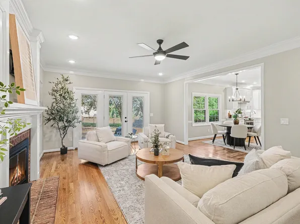 8358 Carriage Hills Dr, Brentwood, TN 37027