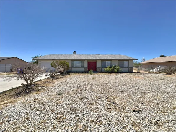 22241 Cholena Rd, Apple Valley, CA 92307