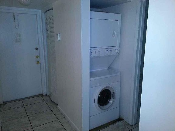 4th image of 20805 NE 8th Ct Building 21