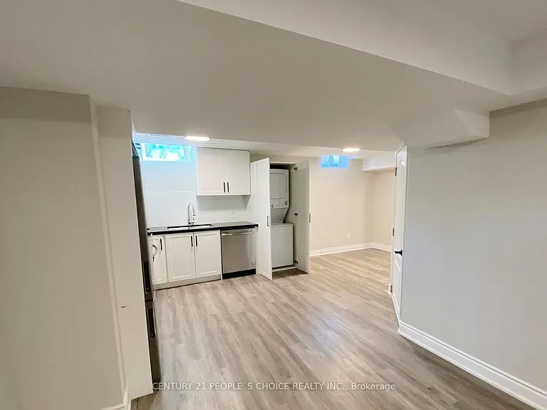 922 Silverthorn Mill Ave #BASEMENT — Photo 10