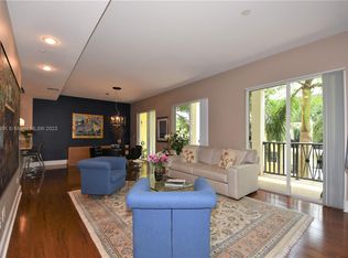 226 N Latitude Cir APT 305, Delray Beach, FL 33483