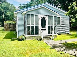 1208 Pruden St, Edenton, NC 27932