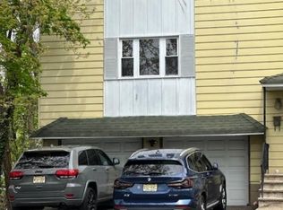 12 Hayward St, East Orange, NJ 07017