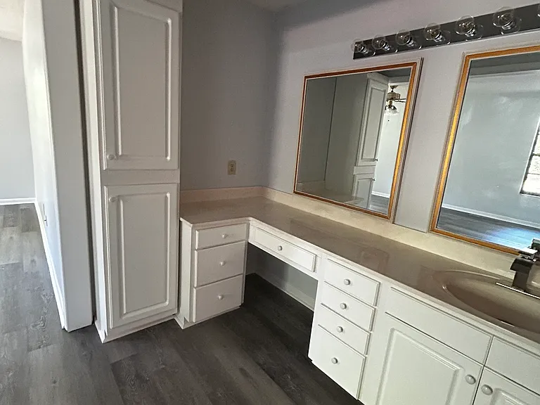 162 NW Palmetto Blvd — Photo 24