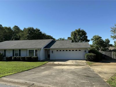 2106 Henderson Dr, Opelika, AL, 36801