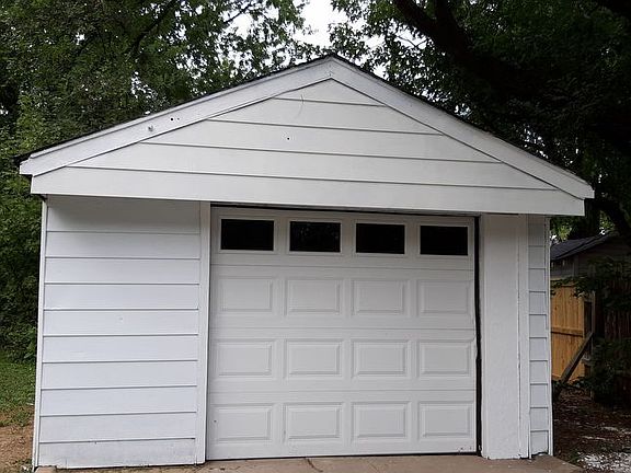 4th image of 2374 N Moreland Ave