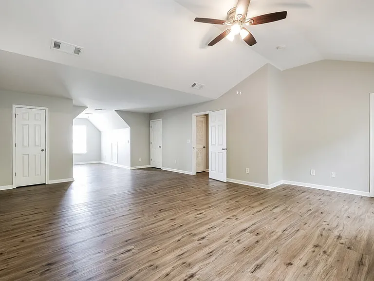 4940 Hopewell Manor Dr — Photo 12