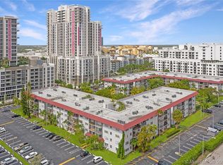 8101 SW 72nd Ave APT 311, Miami, FL 33143