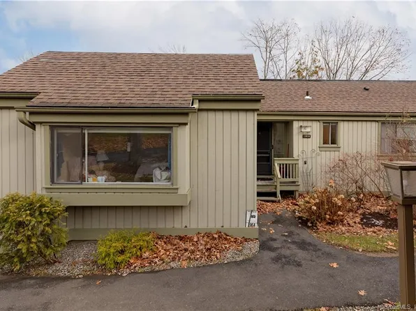 196 Heritage Vlg #A, Southbury, CT 06488