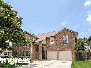 7335 Maple Walk Dr, Humble, TX 77346