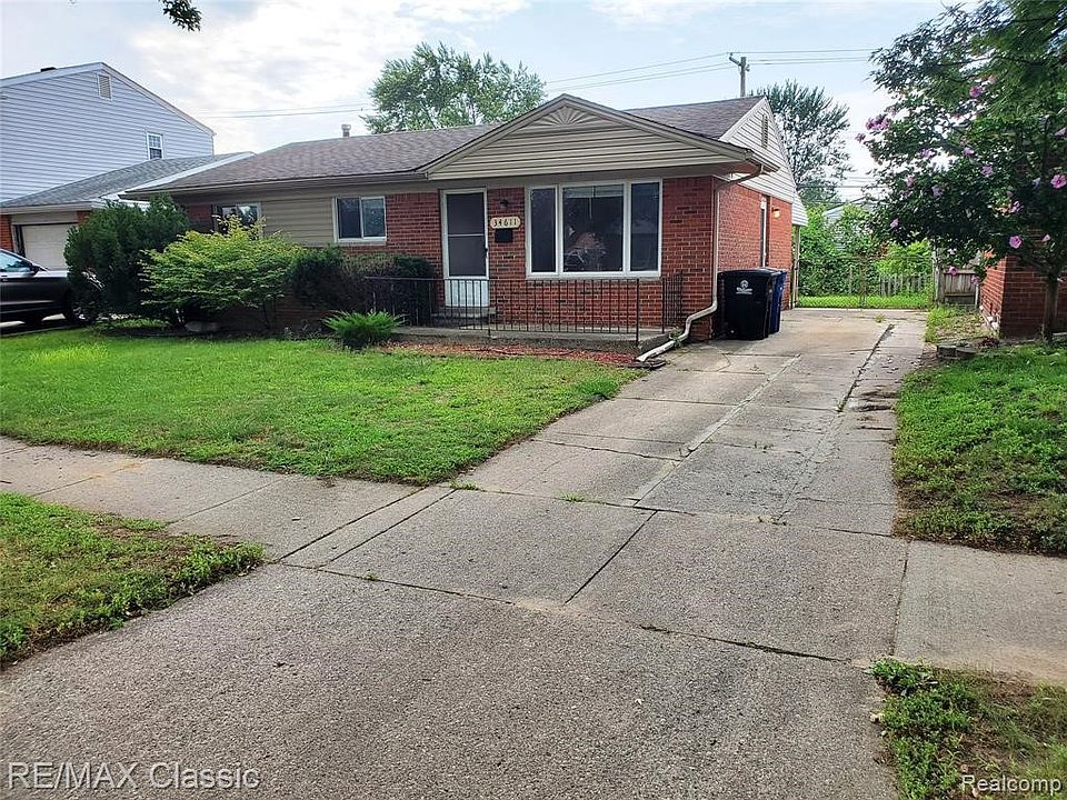 1st image of 34611 Birchwood St
