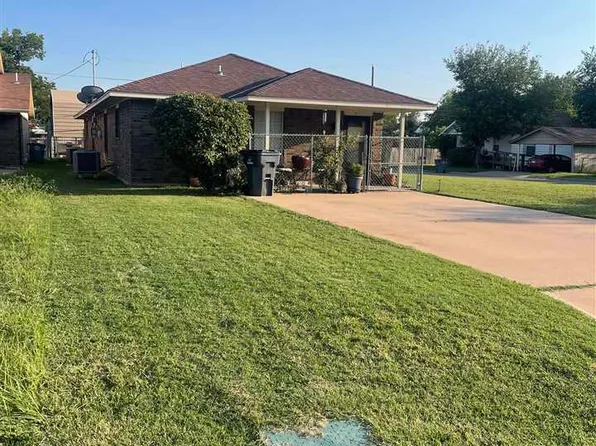 1416 NW Lake Ave, Lawton, OK 73507