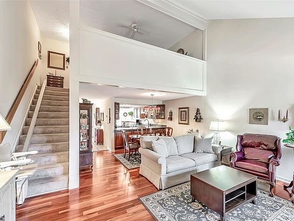 5th image of 11792 Gable Glen Ln #202