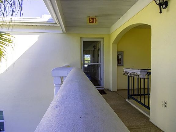 3rd image of 13561 Stratford Place Cir APT 201