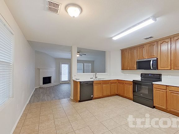 4th image of 1242 Yukon Dr