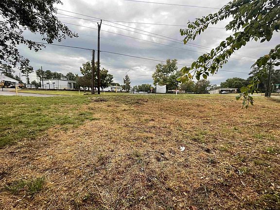 4th image of 2801 Chandler Hwy