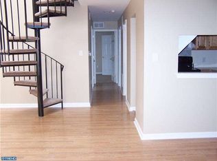 4713 Dunbarton Rd #C, Mount Laurel, NJ 08054