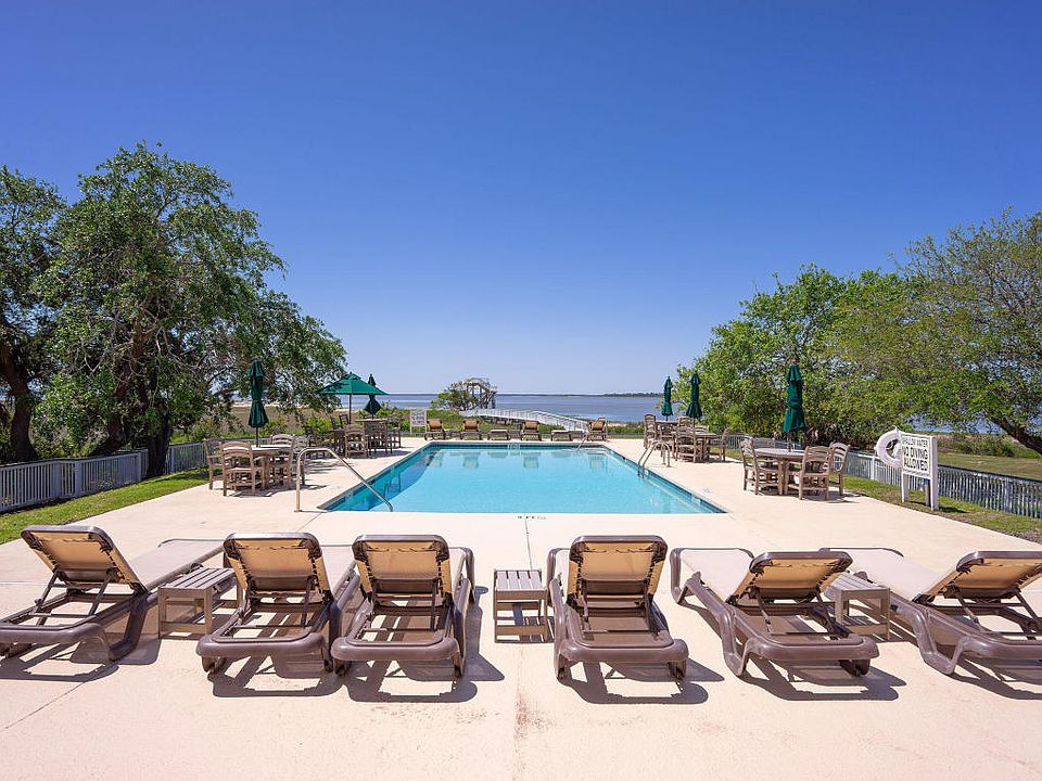 2nd image of 65 Bermuda Pointe Cir