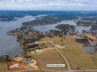 1020 Waters Edge Rd, White Plains, GA 30678