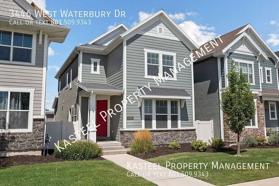 3446 W Waterbury Dr