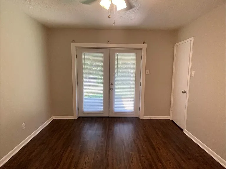800 Concho Pl — Photo 7