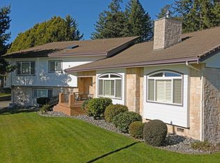 839 Brookhaven Dr, Brookings, OR 97415