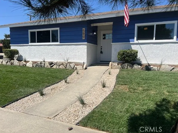 590 E Van Koevering St, Rialto, CA 92376