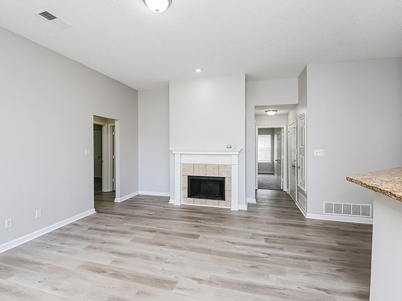 3rd image of 3875 Neyland Valley Dr