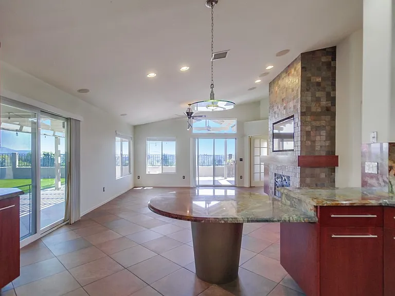 2703 Lobelia Rd — Photo 26