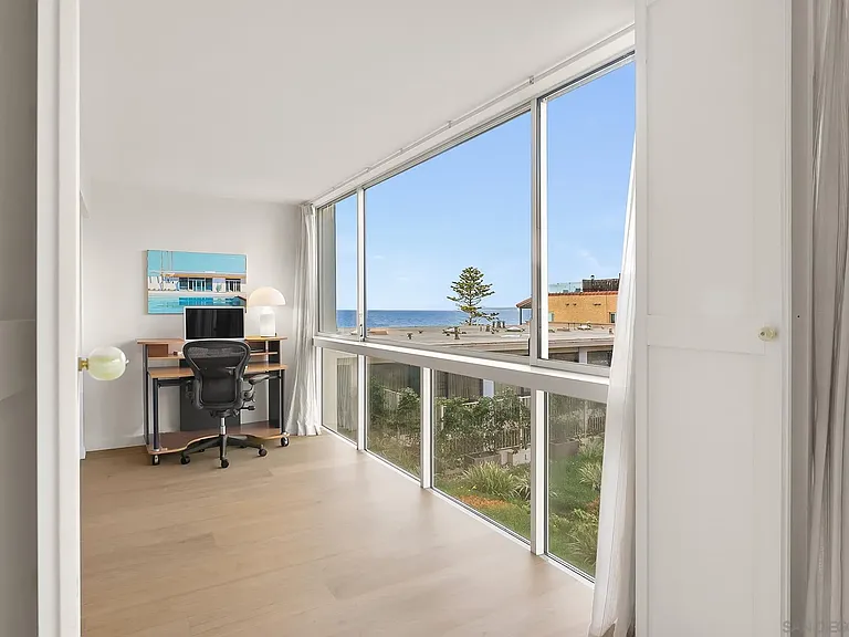 939 Coast Blvd #5G — Photo 9