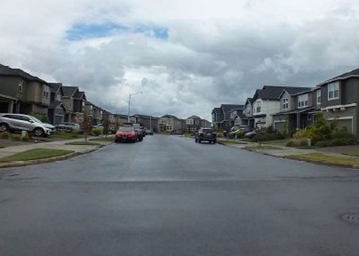 Exterior Neighborhood (street photo)