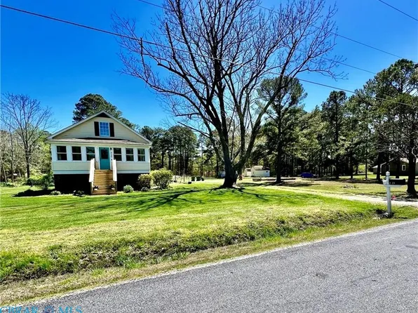 3125 Browns Bay Rd, Hayes, VA 23072