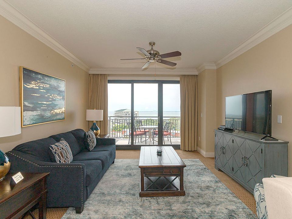 1st image of 10 Harbor Blvd #W327