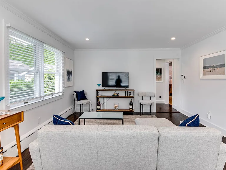 13 McGuirk St — Photo 9