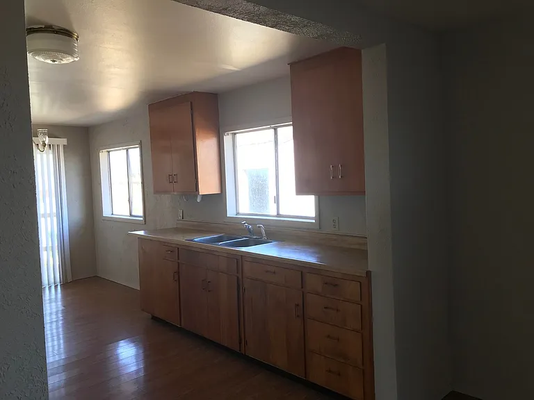 5648 Avalon St — Photo 20