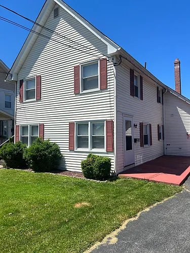112 Meredith St Photo 1