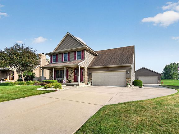 3rd image of 723 O'Toole Dr