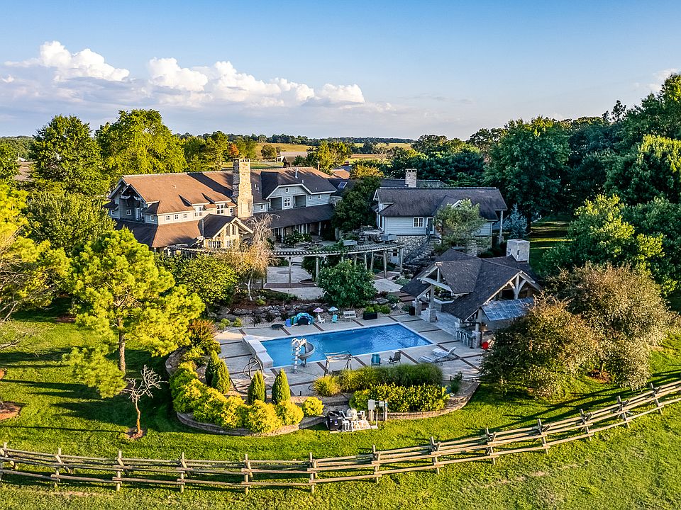 15223 State Highway 37, Cassville, MO 65625 MLS 11109424 Zillow