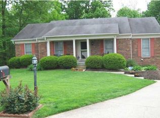 6702 Kings Falls Ct, Louisville, KY 40229