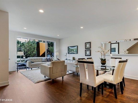 3rd image of 1217 N California Ave #3Z