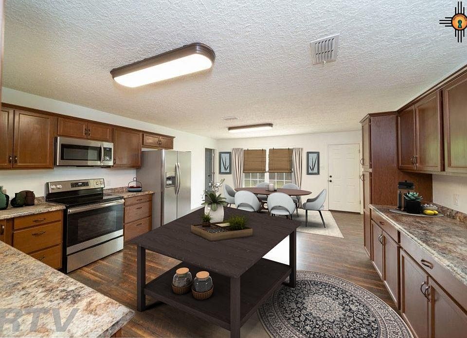 1st image of 2511 Gidding St